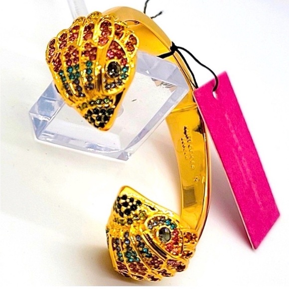 Kurt Geiger Jewelry - New KURT GEIGER LONDON
Rainbow Pavé Signature Eagle Cuff Bracelet in Gold Tone